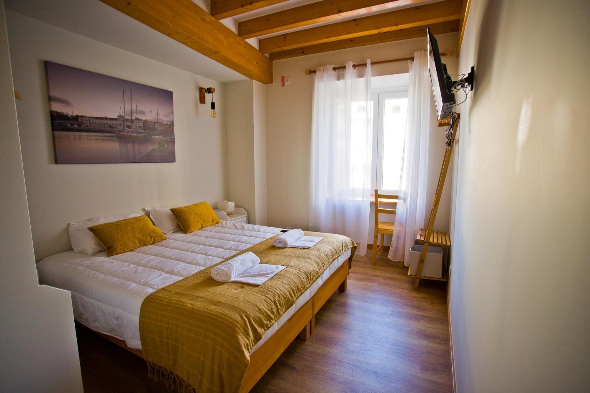 Guest House 10 De Agosto Figueira da Foz Zewnętrze zdjęcie